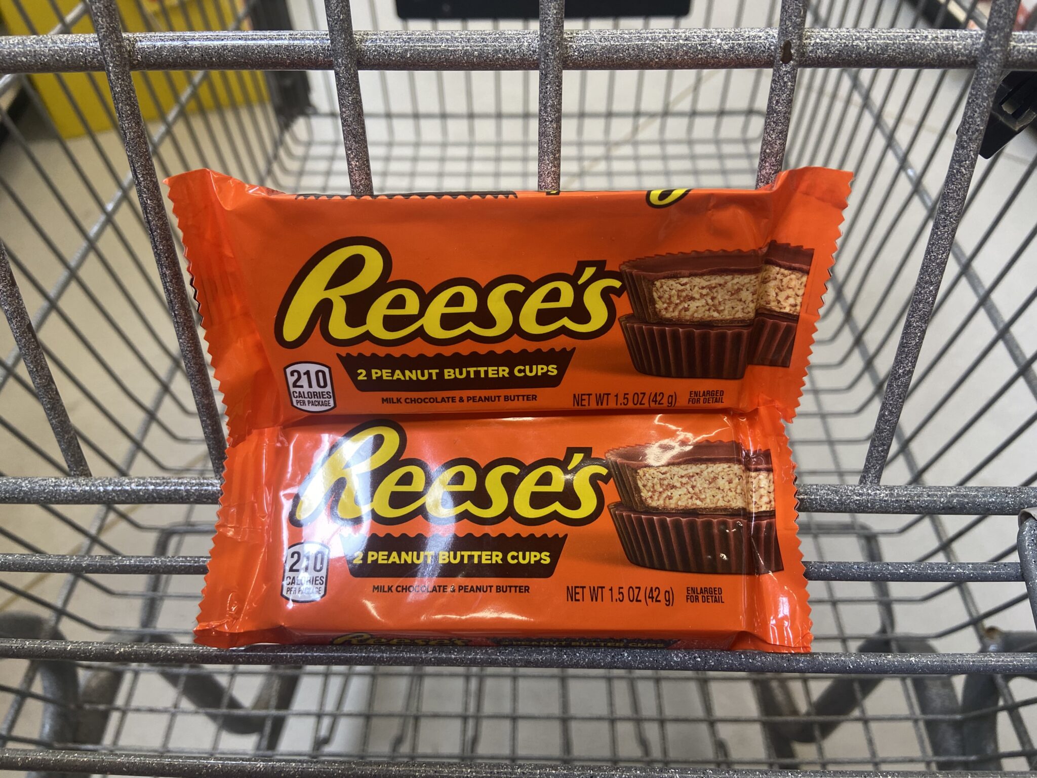 Giant: Reese’s Candy Bars JUST $0.83 Each Starting 3/31