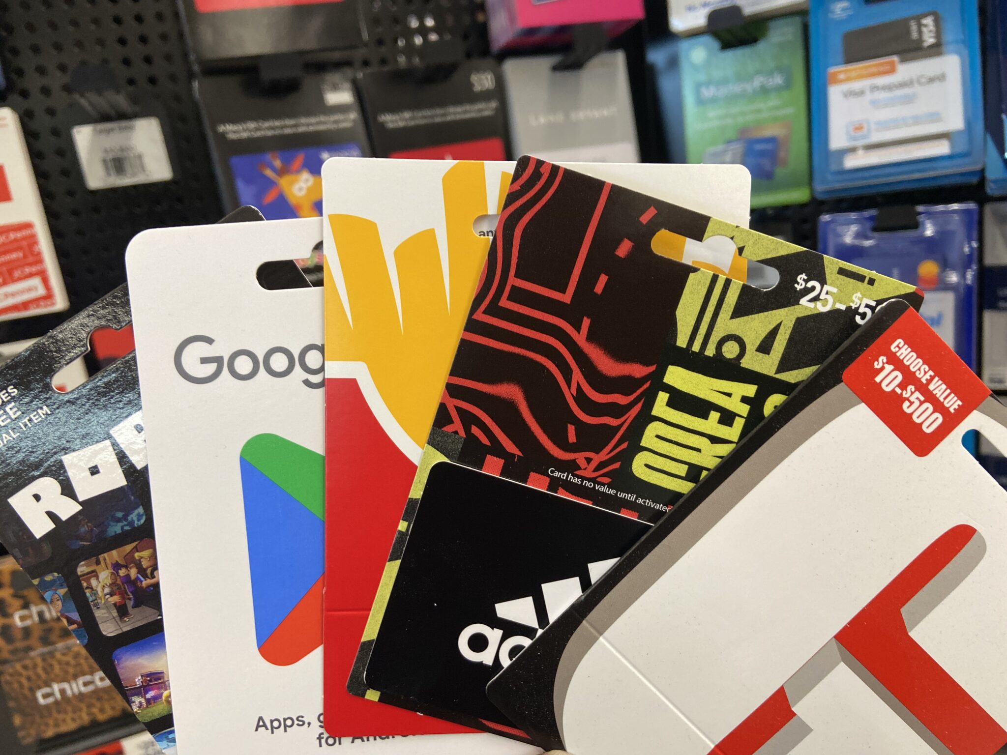 Gift Card Moneymaker Deal at Giant